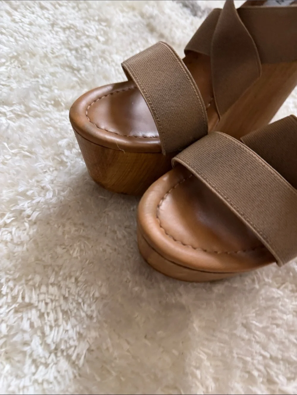 Steve Madden Beige/Tan Platform Wedge Sandals. Pre owned. Signs of wear.